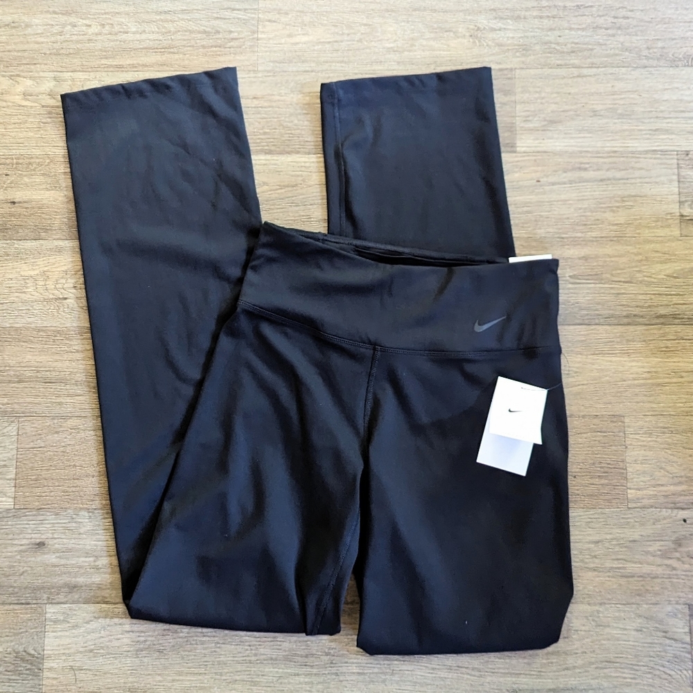NWT Nike Full Length Training Pant Black Wide Leg Women Size Medium - Picture 2 of 8